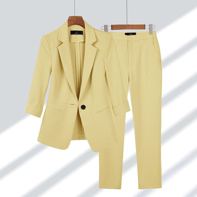 Viktoriya - Two-Piece Blazer and Pant Set