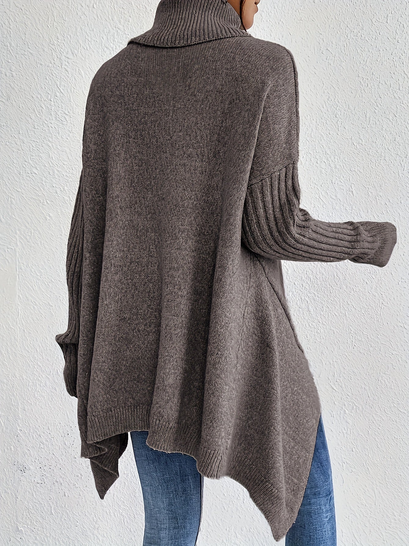 Isla - Oversized Turtleneck Sweater